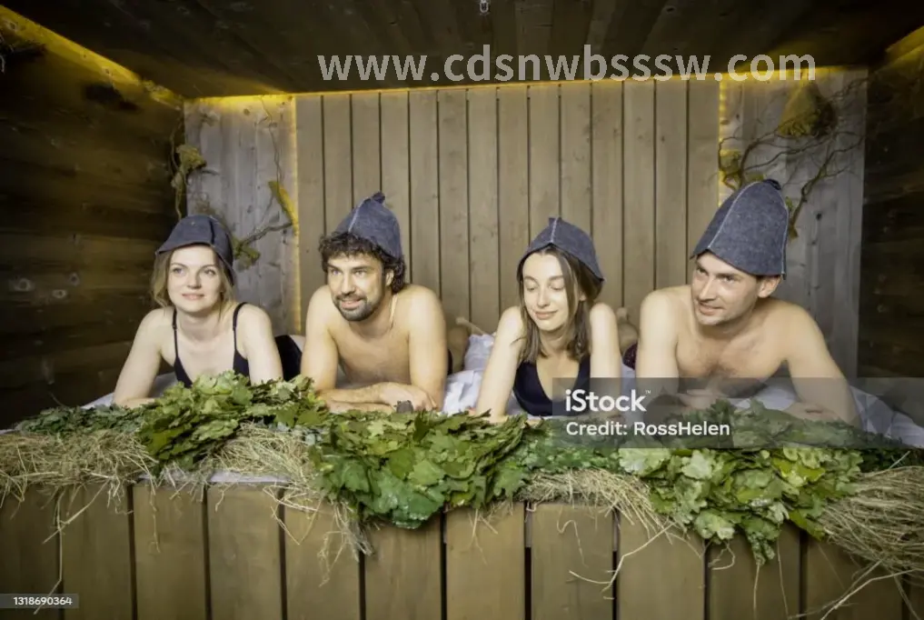 自我按摩颈部和肩部