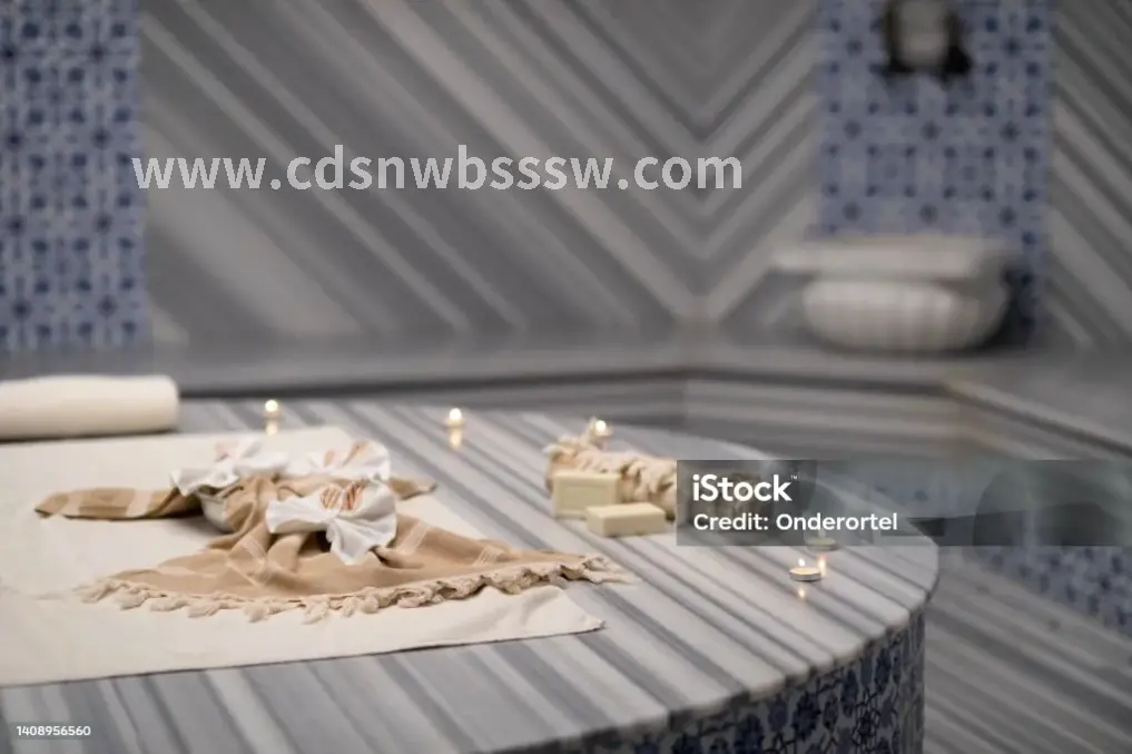 古蜀宫廷按摩场景复原图