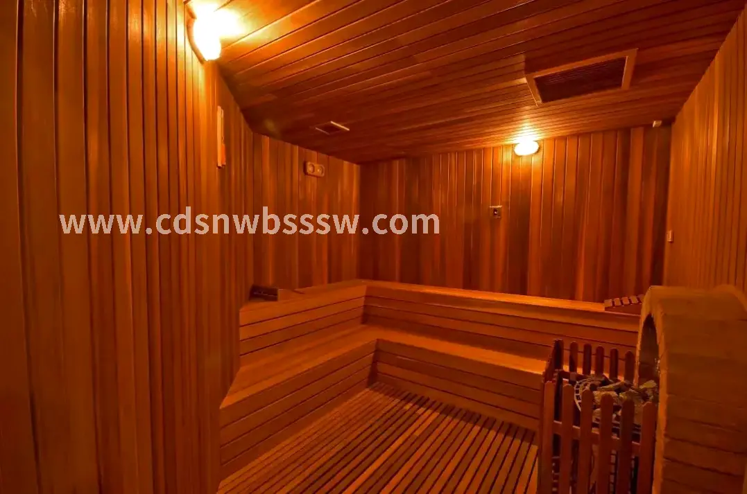 桑拿房内部
